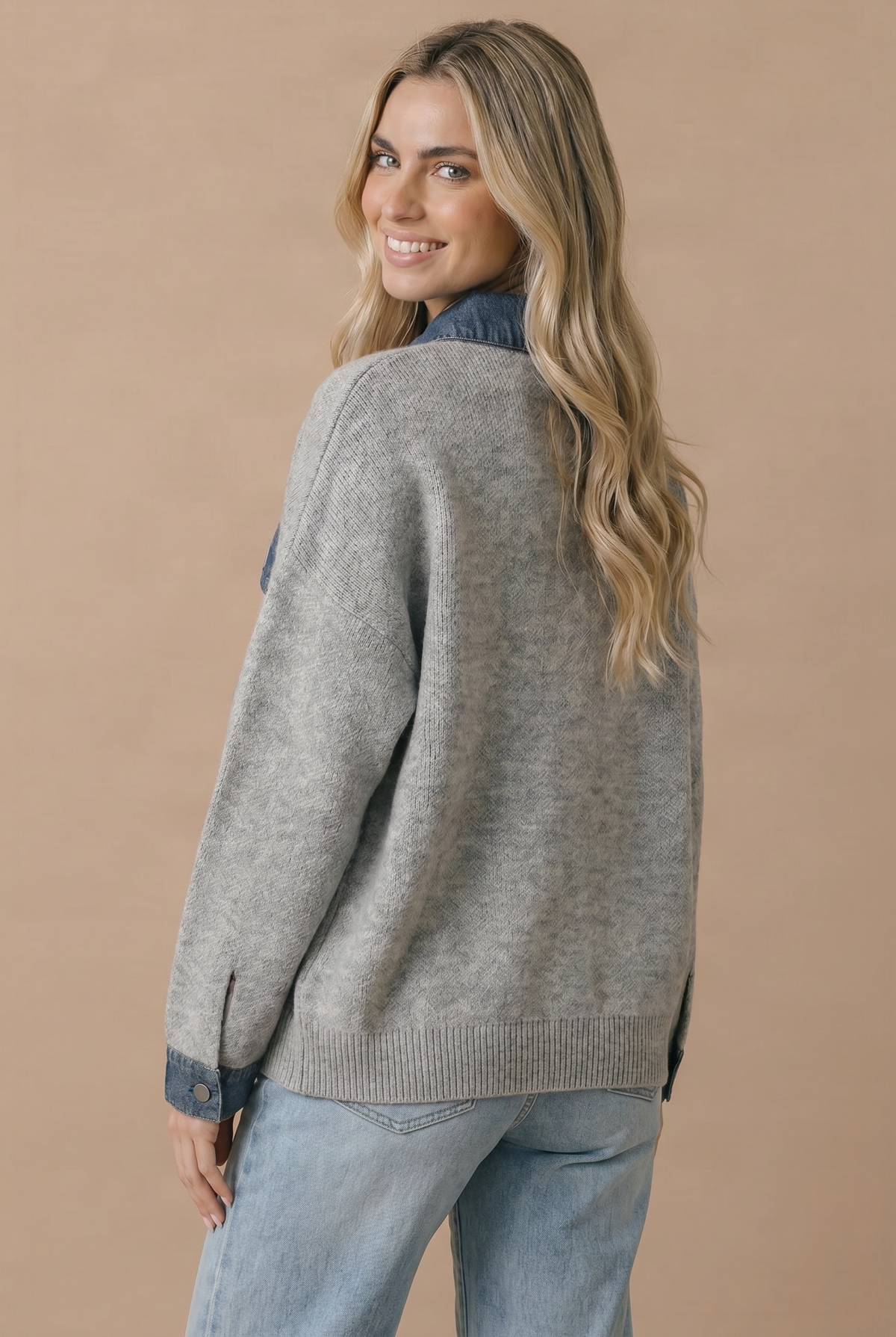 Contrast Denim Collar Textured Knit Oversized Pullover