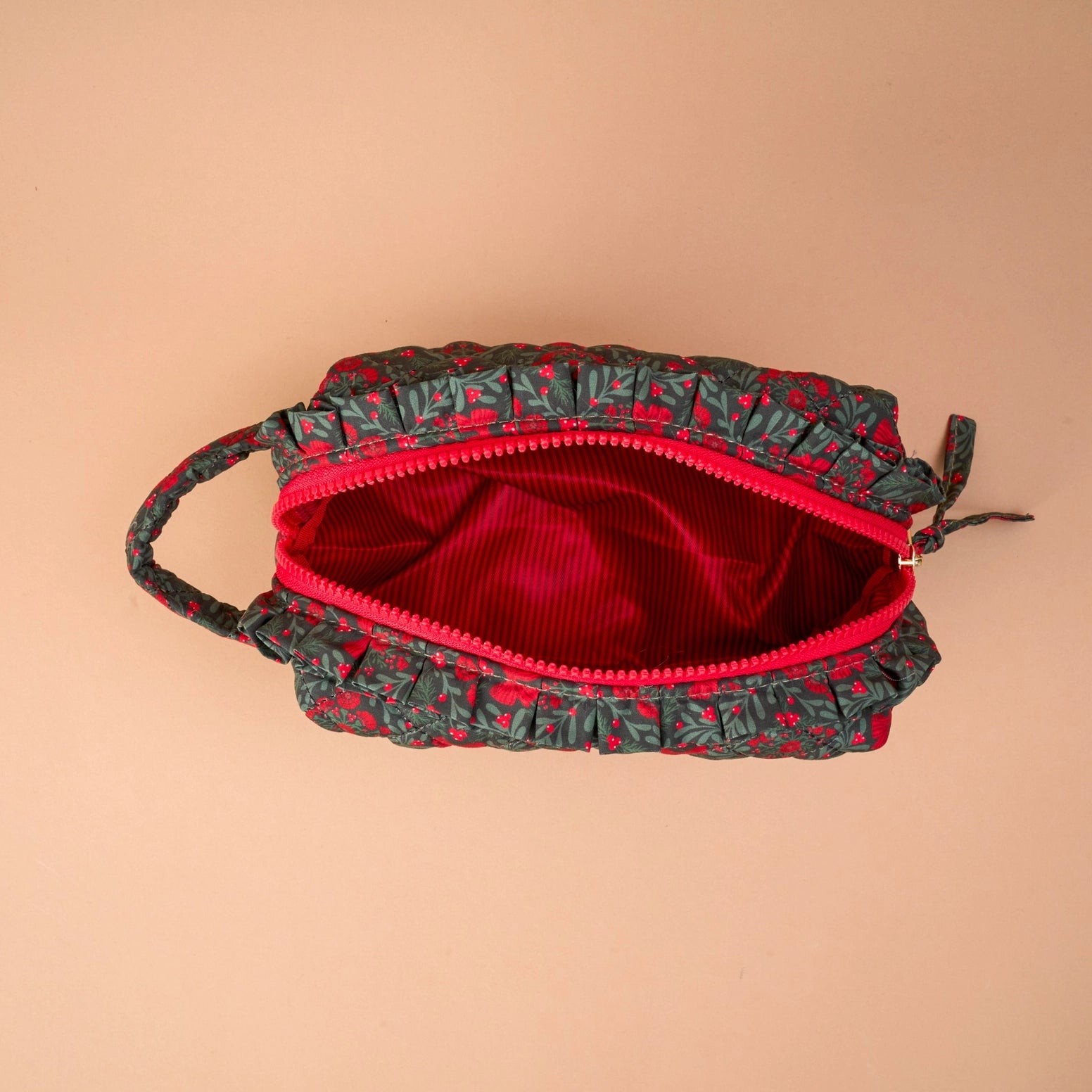 The Darling Effect Cosmetic Pouch - A Merry Moment