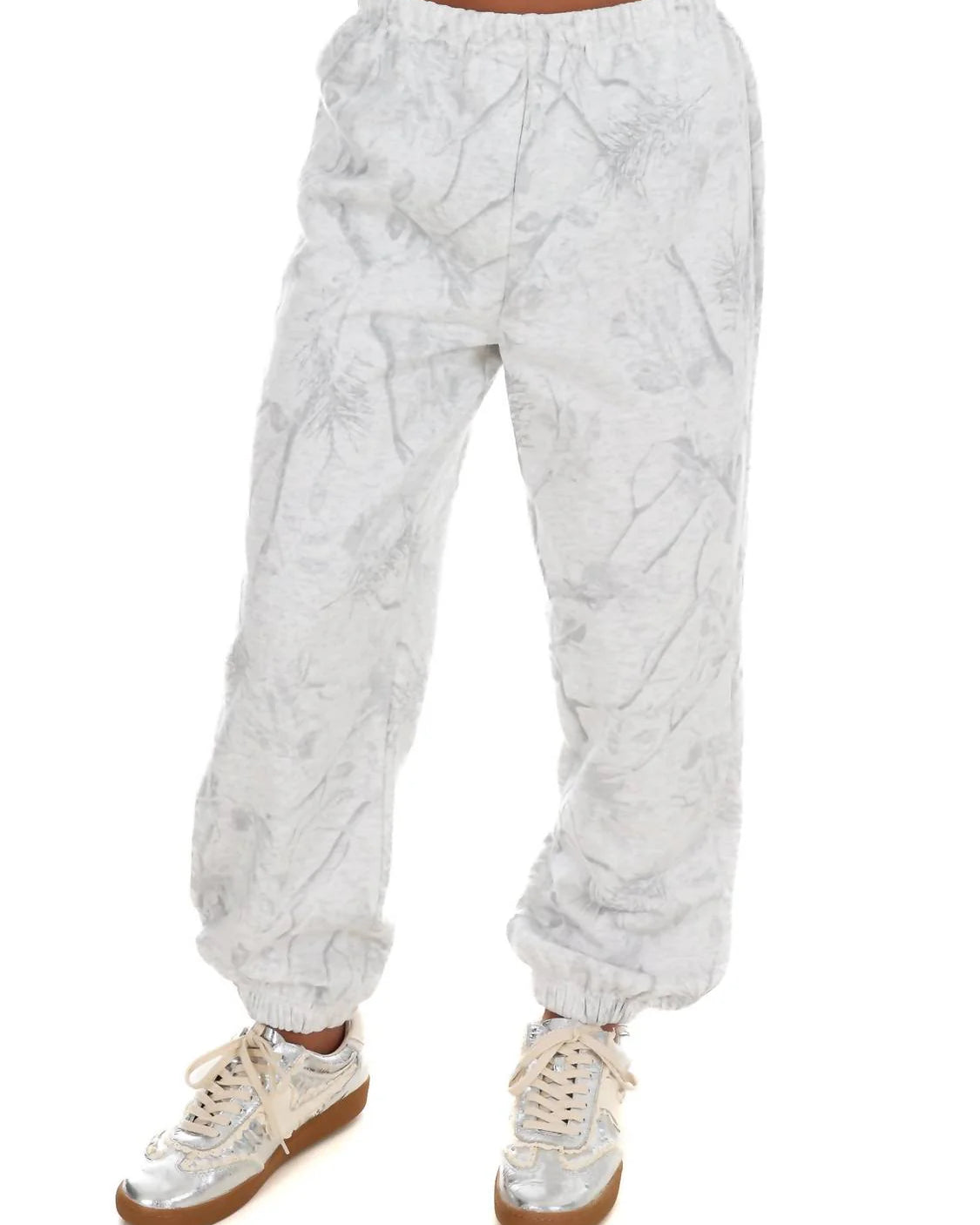 White marble-patterned jogger pants 