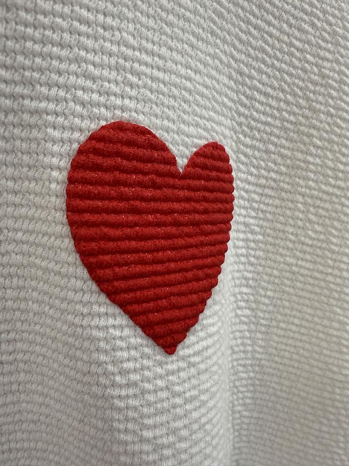 Tres Bien Knit Heart L/S Top