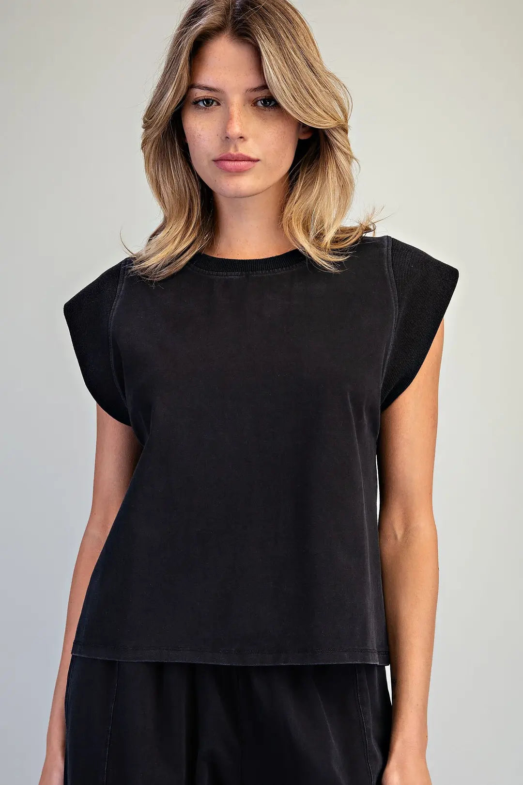 Structured Ribbed Shoulder Top