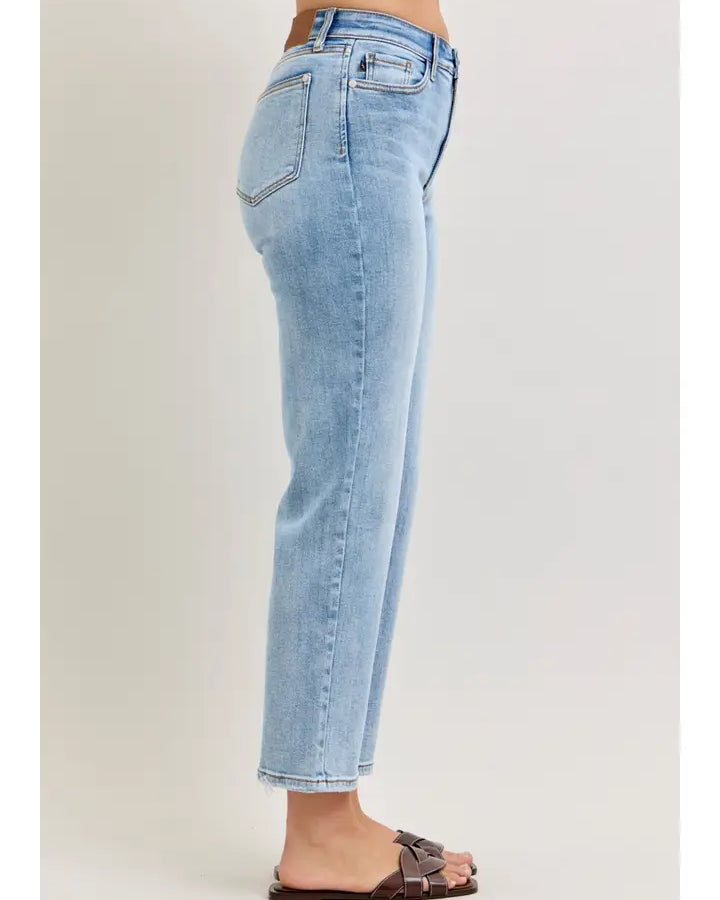 Judy Blue High Rise Light Wash Ankle Straight Jeans