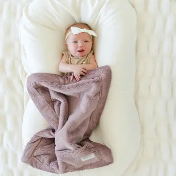 Saranoni Lush Mini Blanket (15x20)