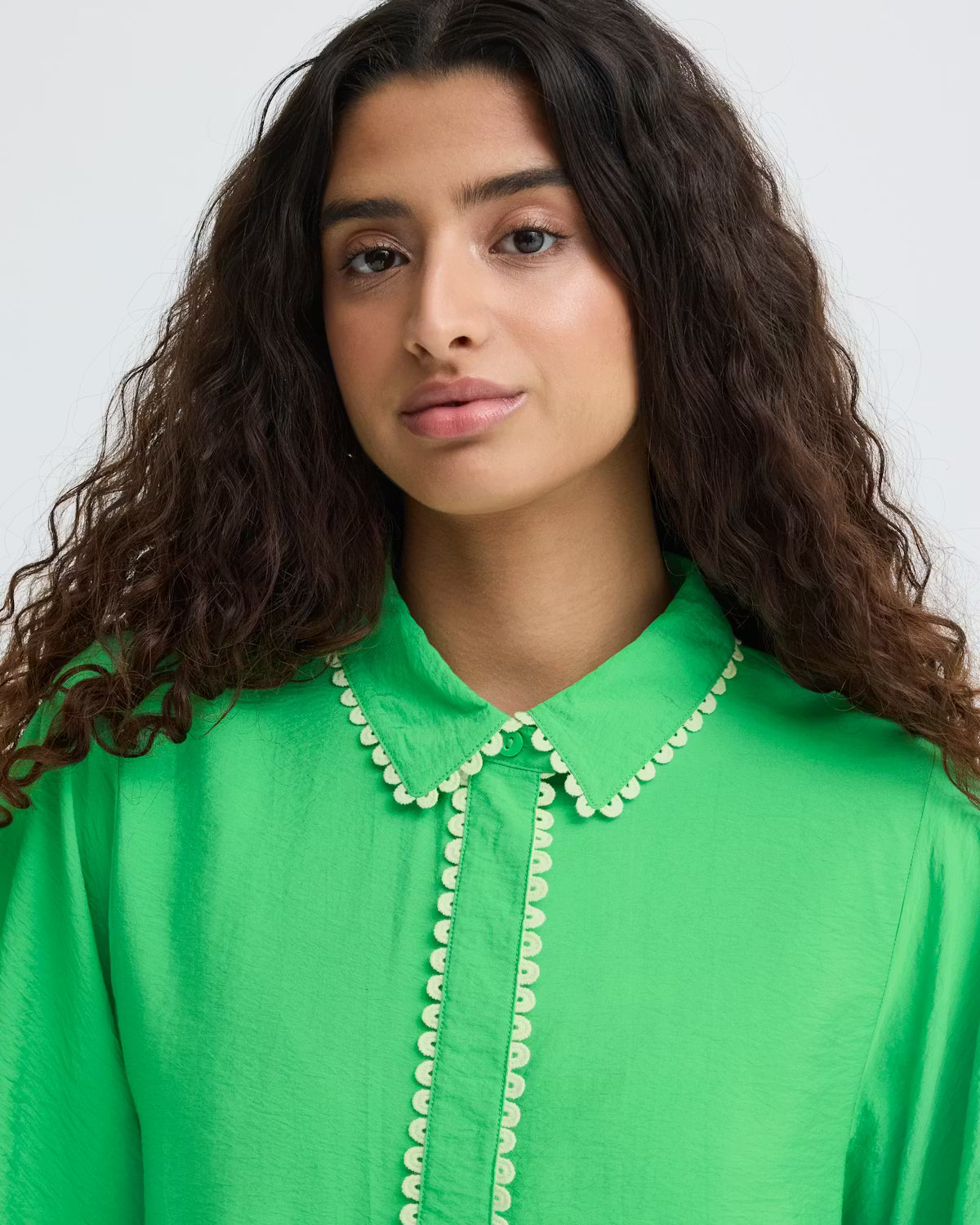 ICHI Emerald Green Scalloped Trim Glossy Shirt