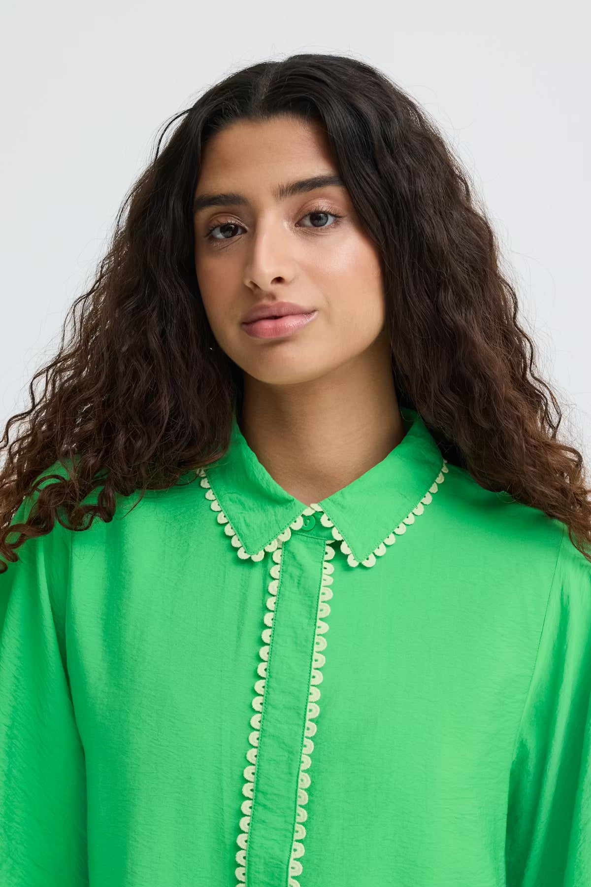 ICHI Emerald Green Scalloped Trim Glossy Shirt