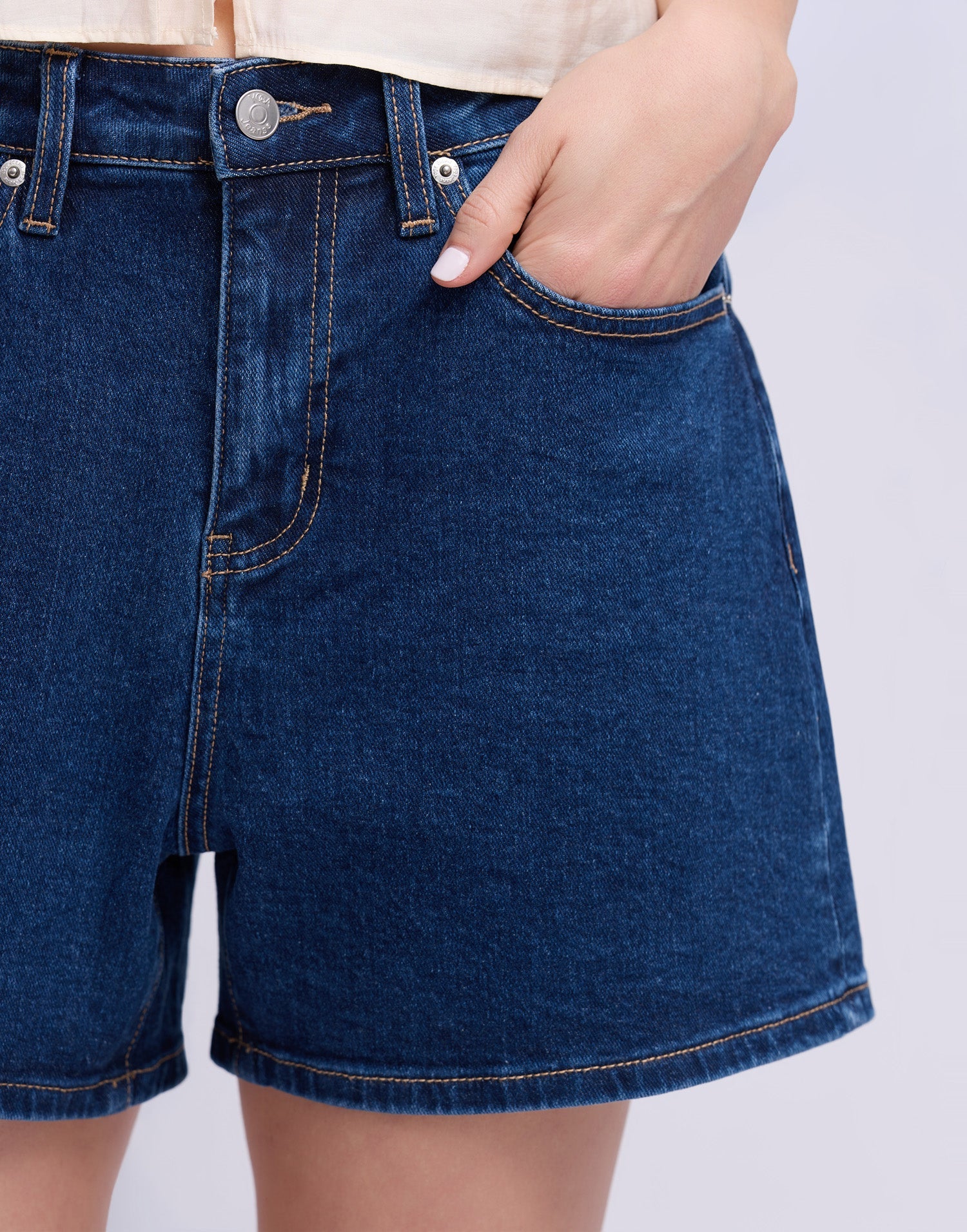 Nicole High-Rise 4" Denim Shorts – Yoga Jeans® Comfort