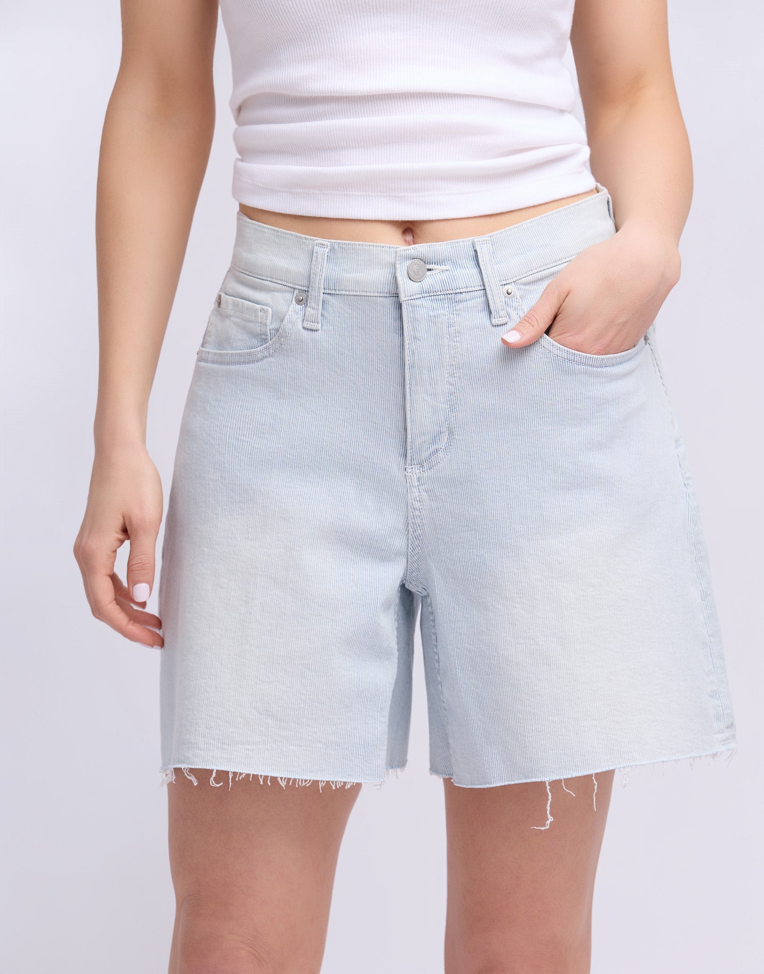 Yoga Jeans Lesley 6" Stretch Denim Shorts - Light Blue Wash