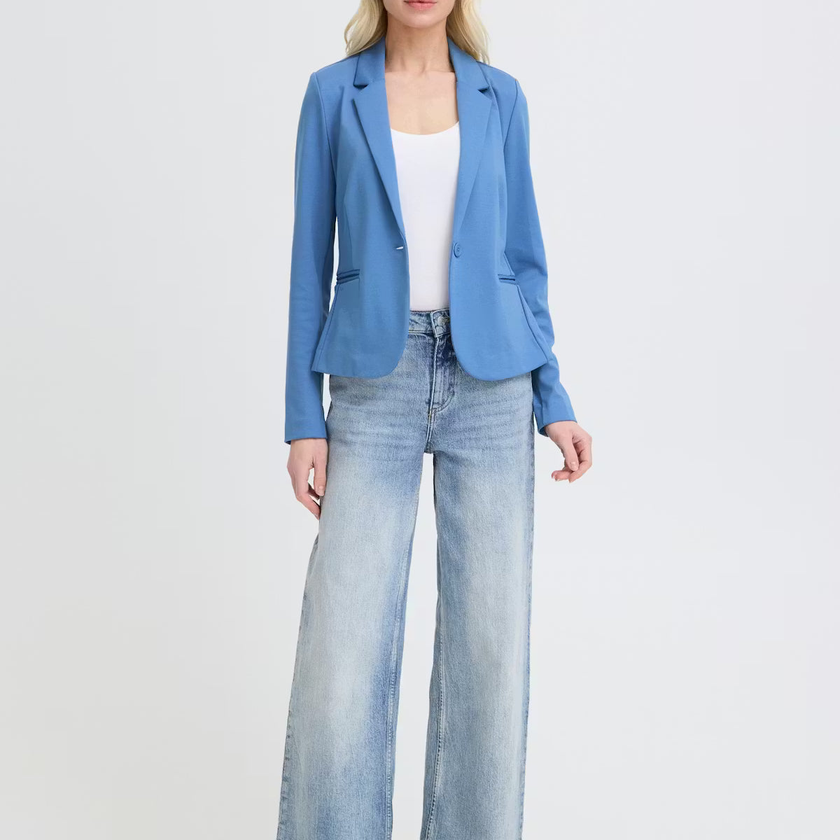 BYRizetta Tailored Women's Blazer