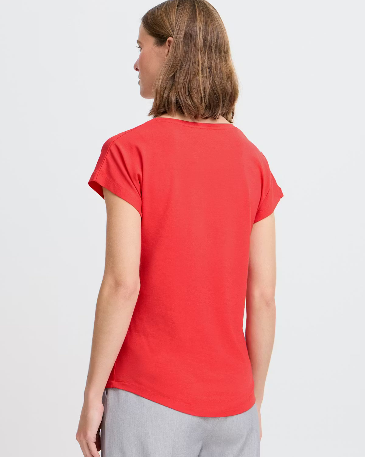 BYPAMILA Modern V-Neck Essential Tee
