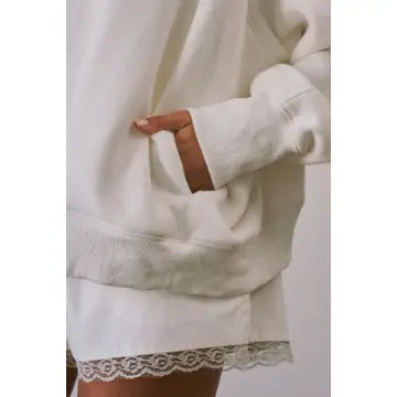 Creamon Sloane Ultra-Soft Oversized Pocket Crewneck Sweatshirt