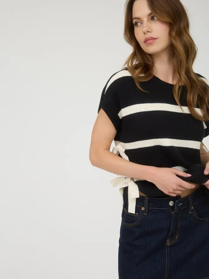 Blu Pepper Black Side Tie Sweater