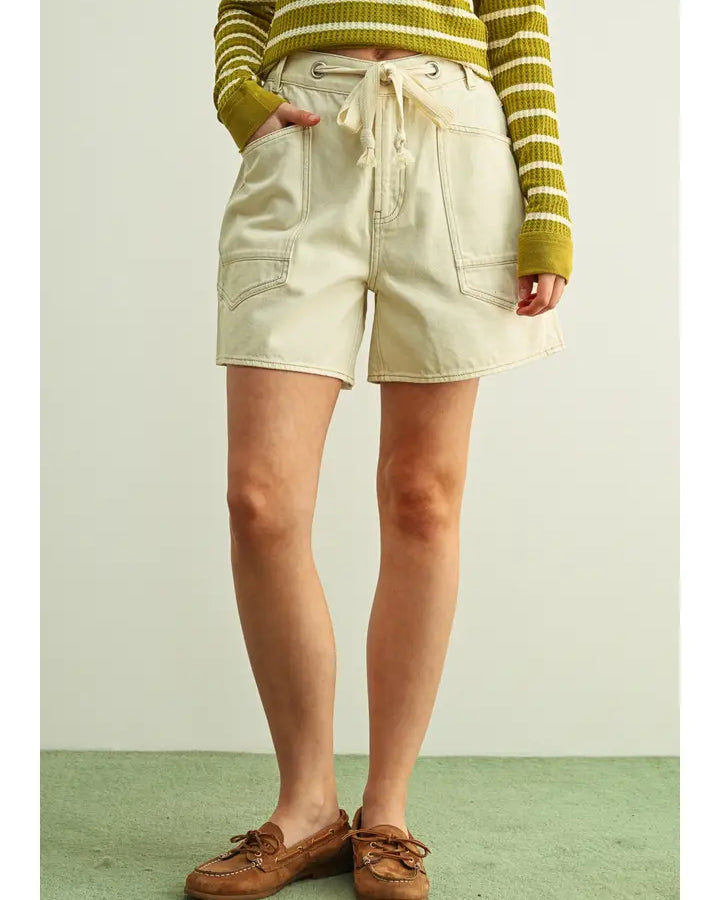 Washed Pocket Front with Tie Belt Shorts