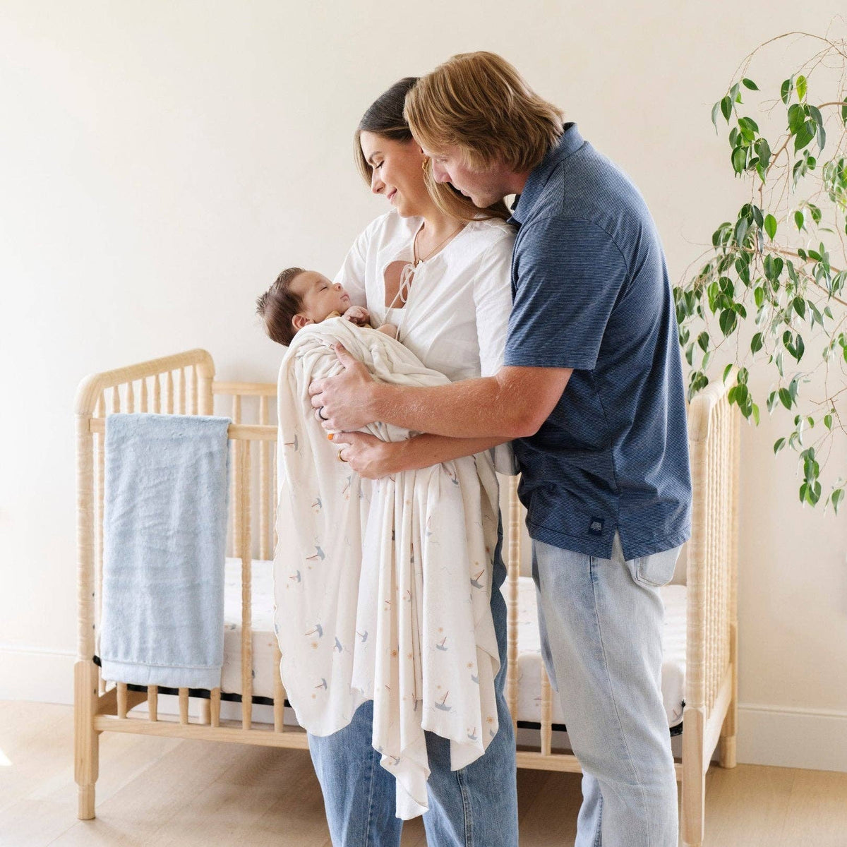 SARANONI MINKY STRETCH LUXE SWADDLE/BLANKET