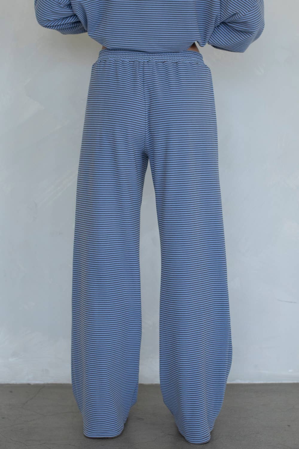 Things Between Elastic Waist Leisure Levi Pants