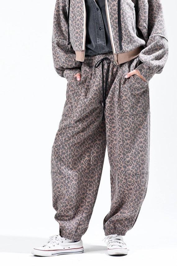 NoaBoa Leopard Print Sweatpants