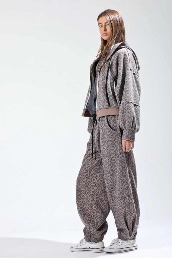 NoaBoa Leopard Print Sweatpants