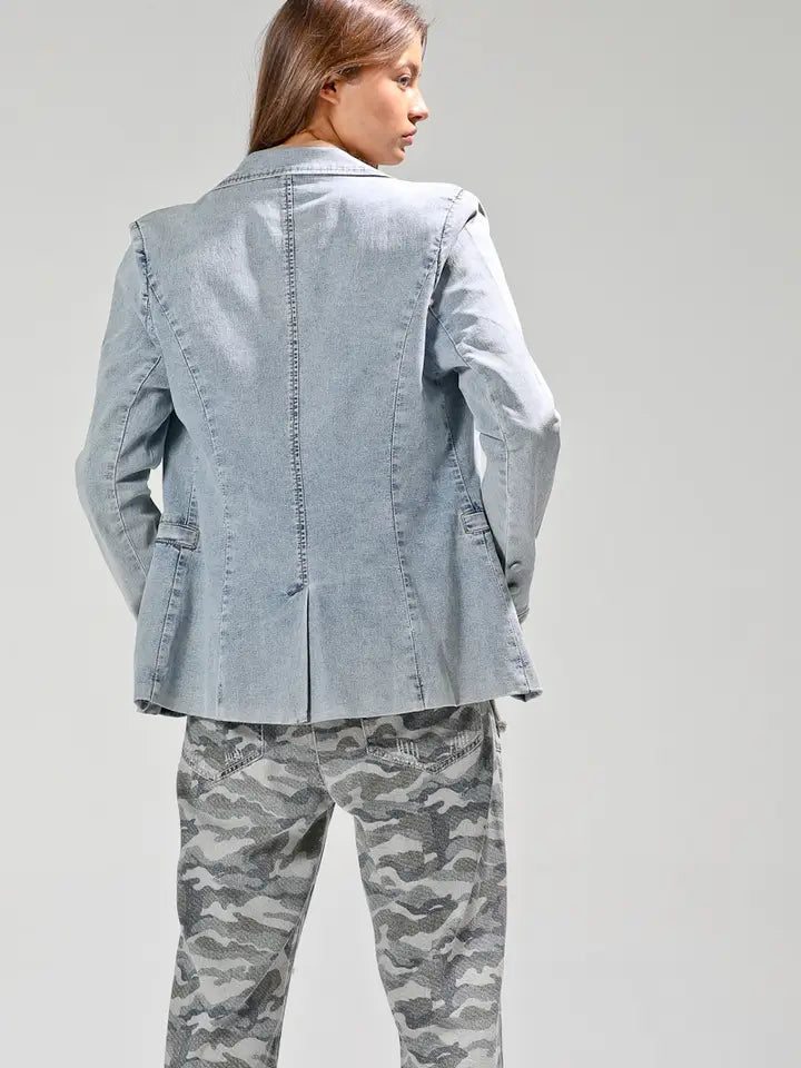 NoaBoa Light Denim Blazer