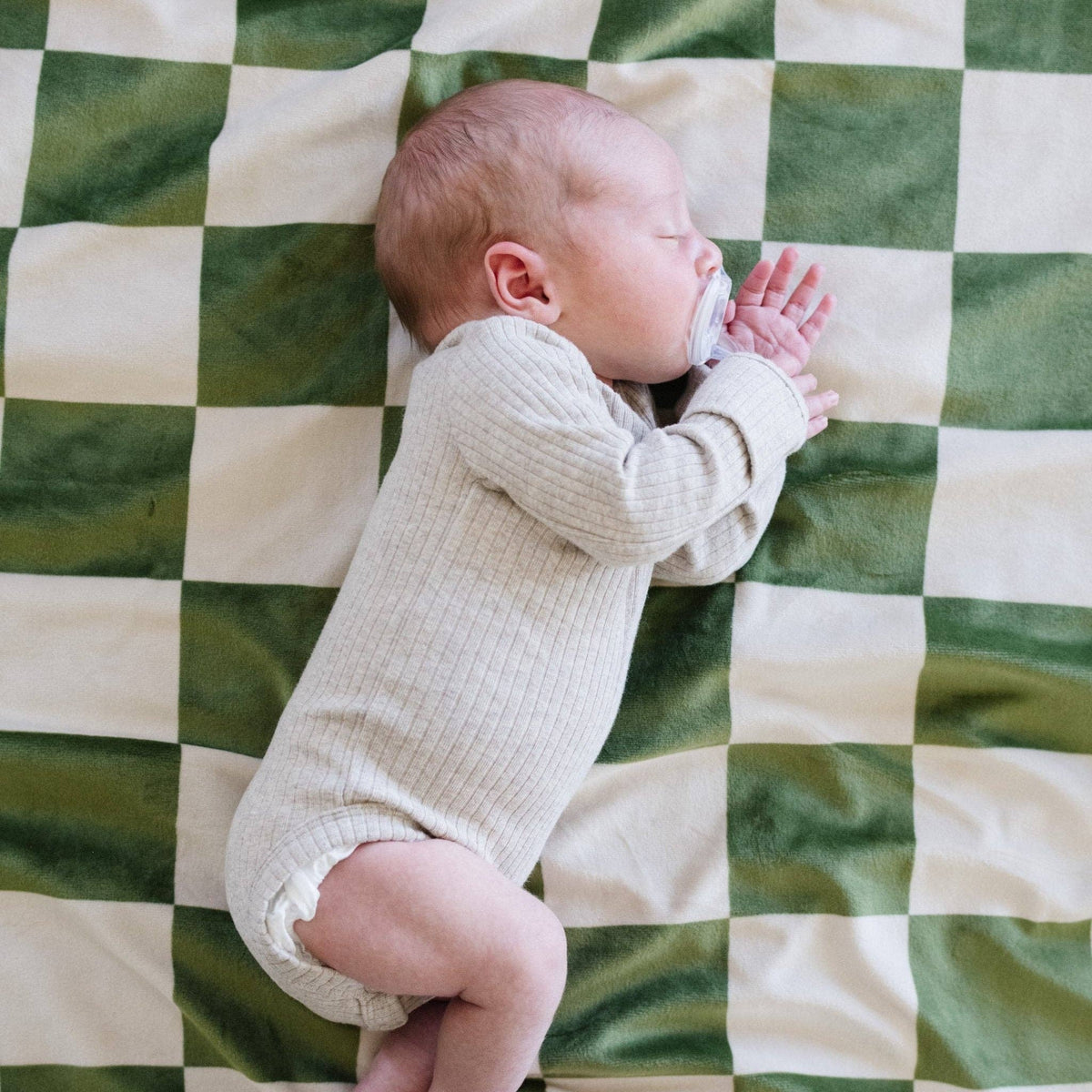 SARANONI MINKY STRETCH RECEIVING BLANKETS