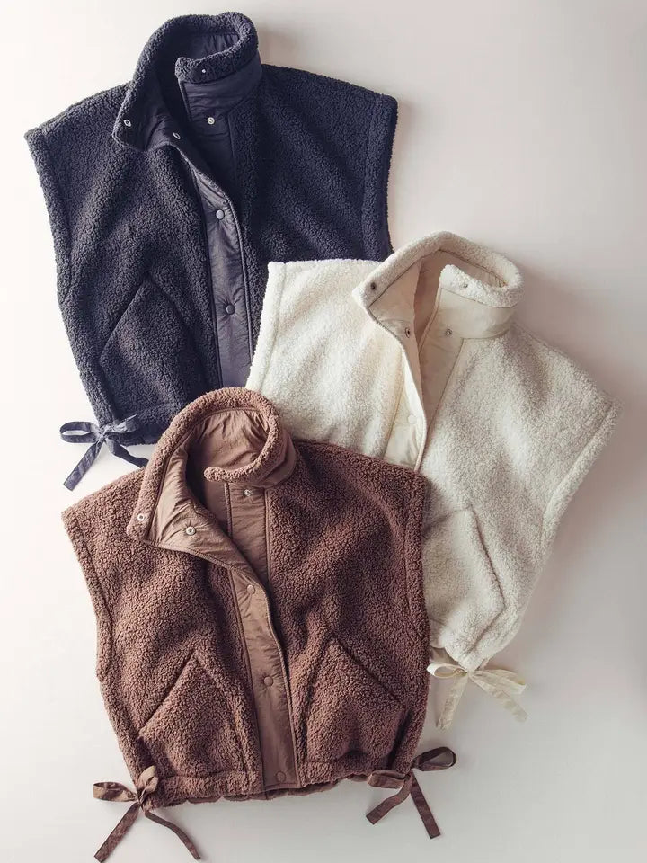 Urban Daizy Sherpa Vest