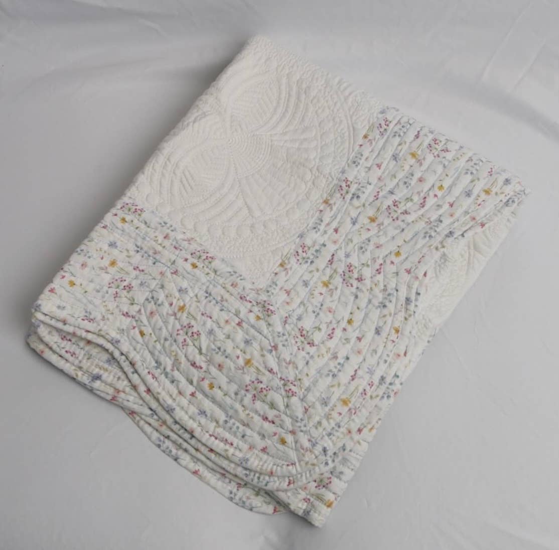 Wildflower Trim Quilt