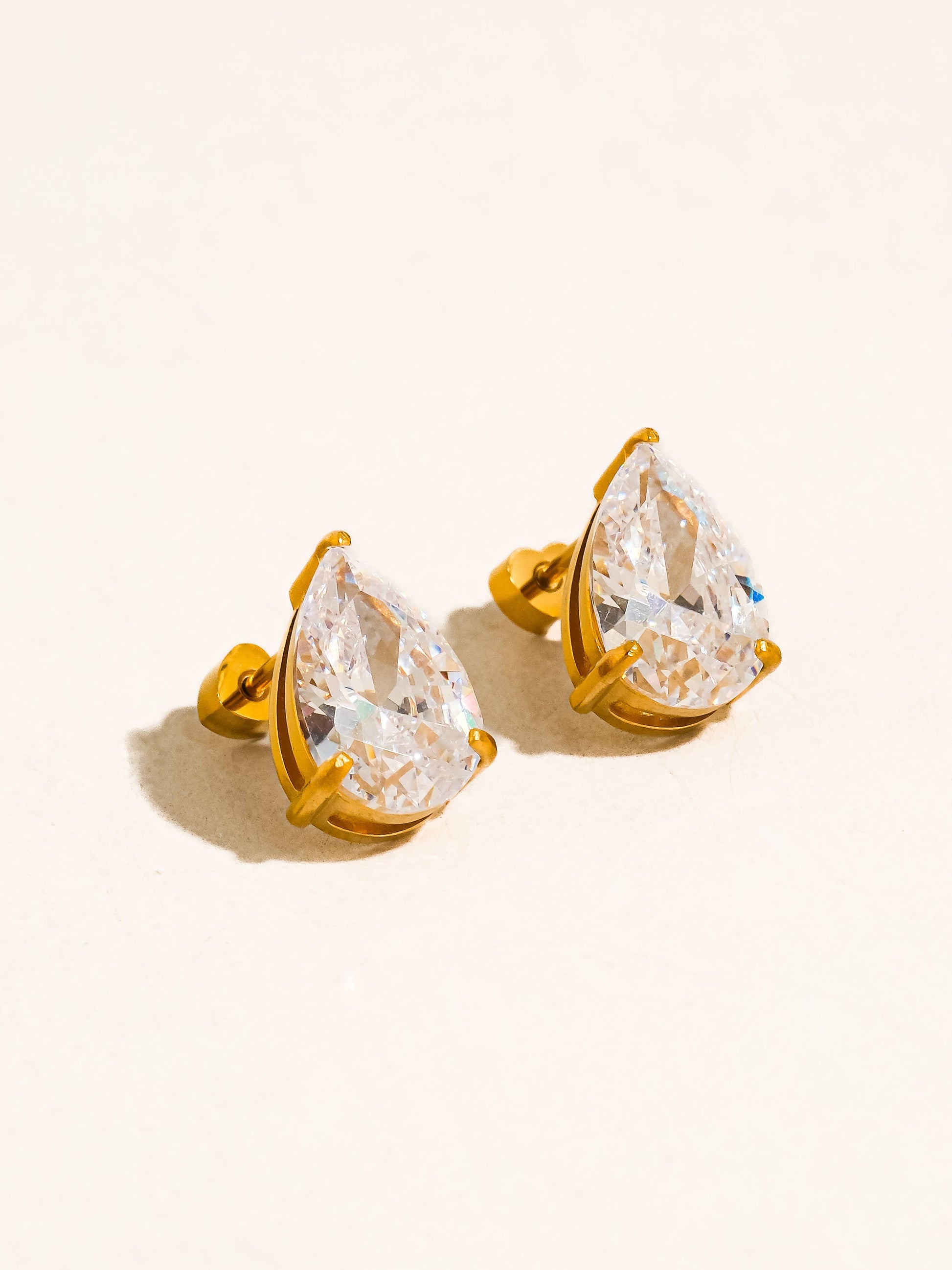 Avenn 18K Gold Non-Tarnish Round CZ Flat Back Earrings