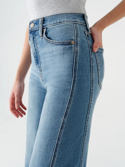 Daze Denim Far Out High Rise Wide in Make Believe