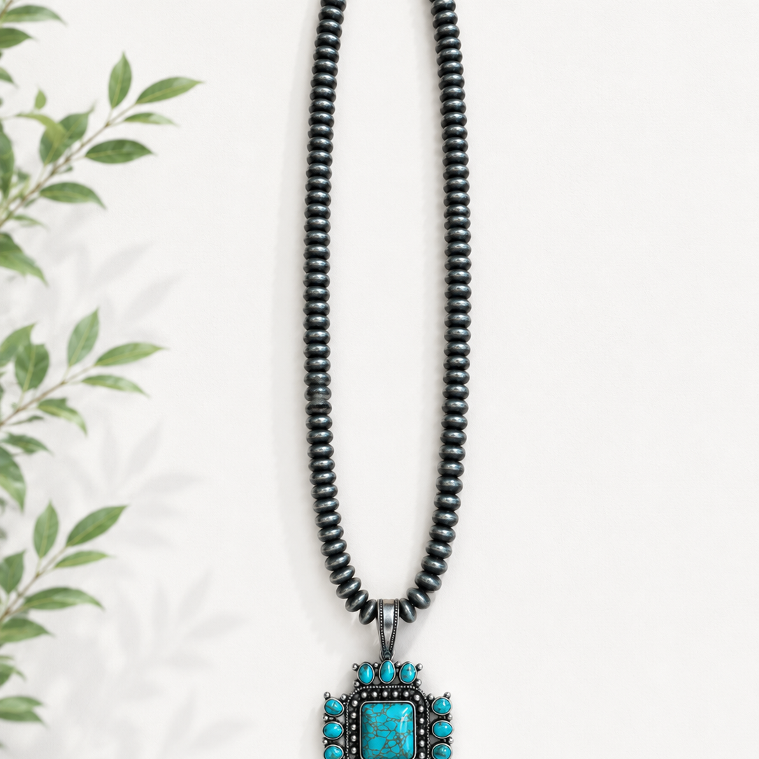 Western Elite Lrg Cross Necklace