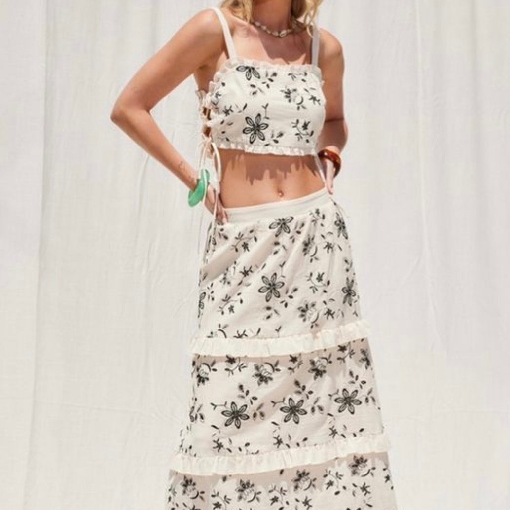 Illa Illa Embroidery Top & Skirt Set