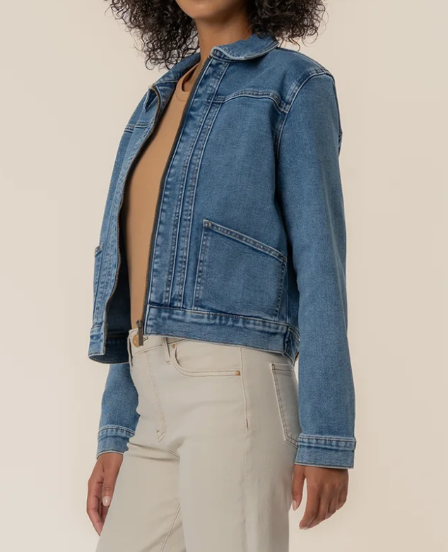 KUT from the Kloth Genevieve Zip front Jacket w/ Slant Pockets