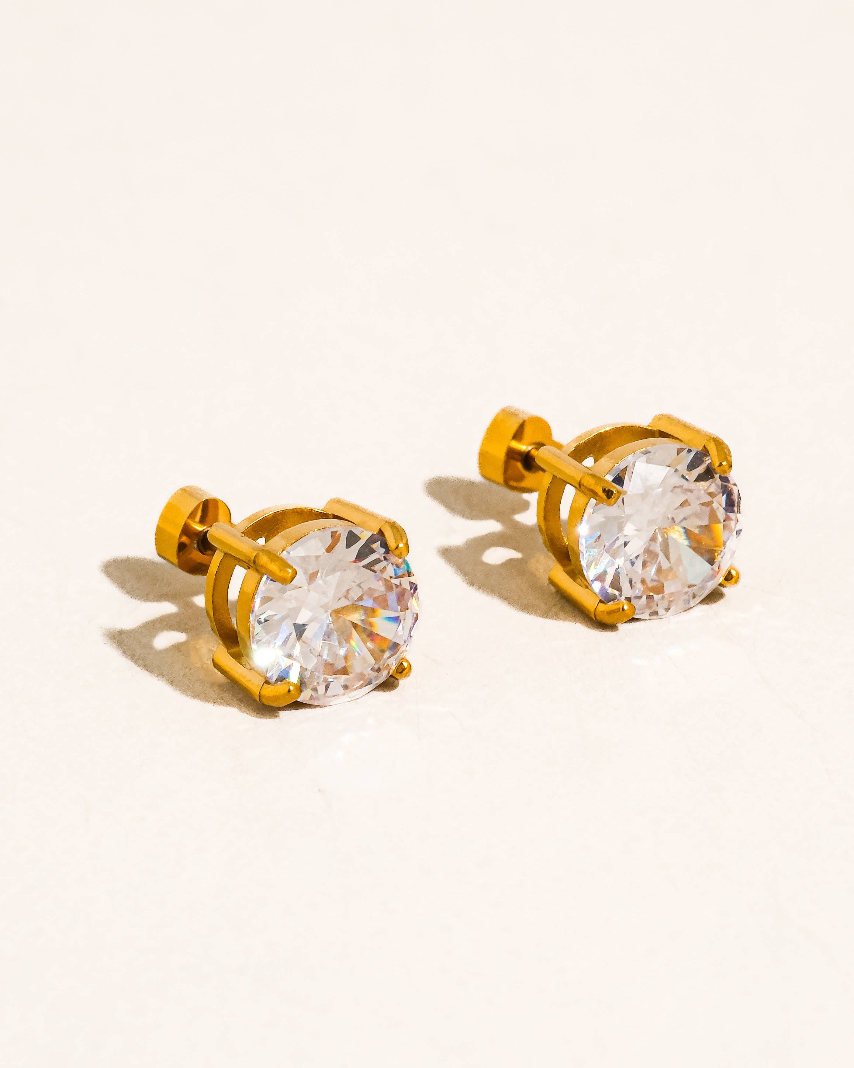 Avenn 18K Gold Non-Tarnish Round CZ Flat Back Earrings