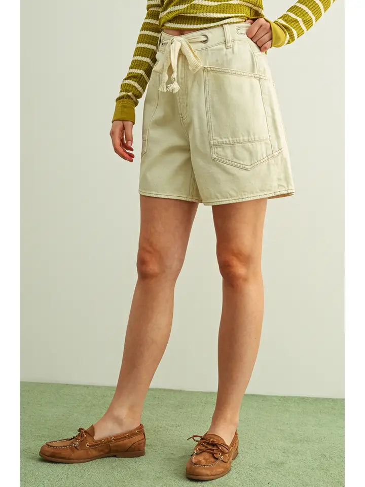 Washed Pocket Front with Tie Belt Shorts