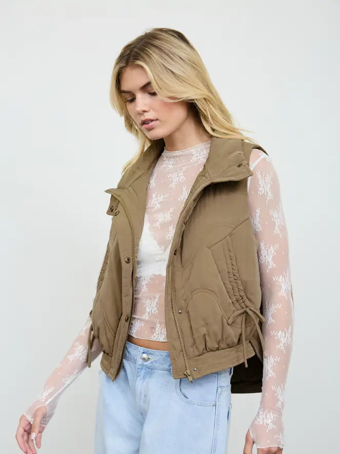 Blu Pepper Wave Quilted Snap-Front Stand Collar Vest - Mocha