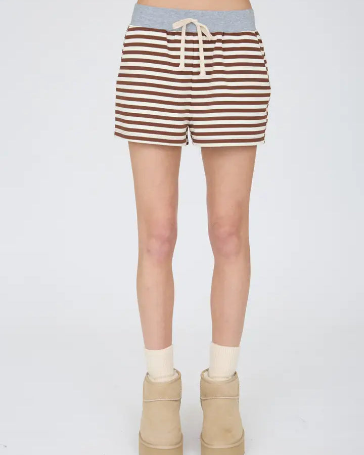blu pepper striped contrast knit shorts
