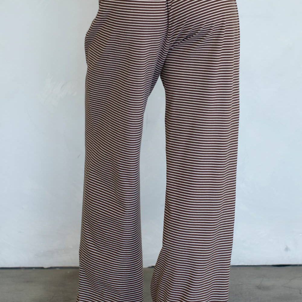 Things Between Elastic Waist Leisure Levi Pants