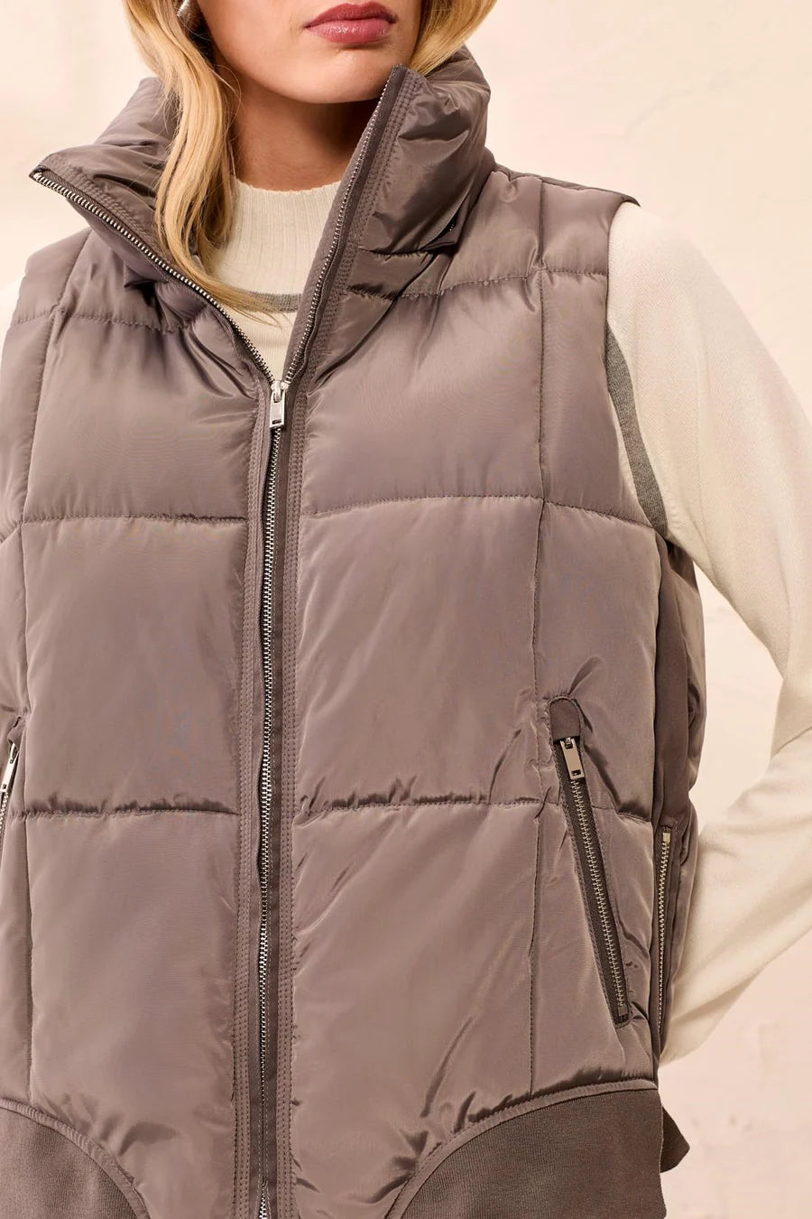 Quilted Puffer Vest With Removable Hood