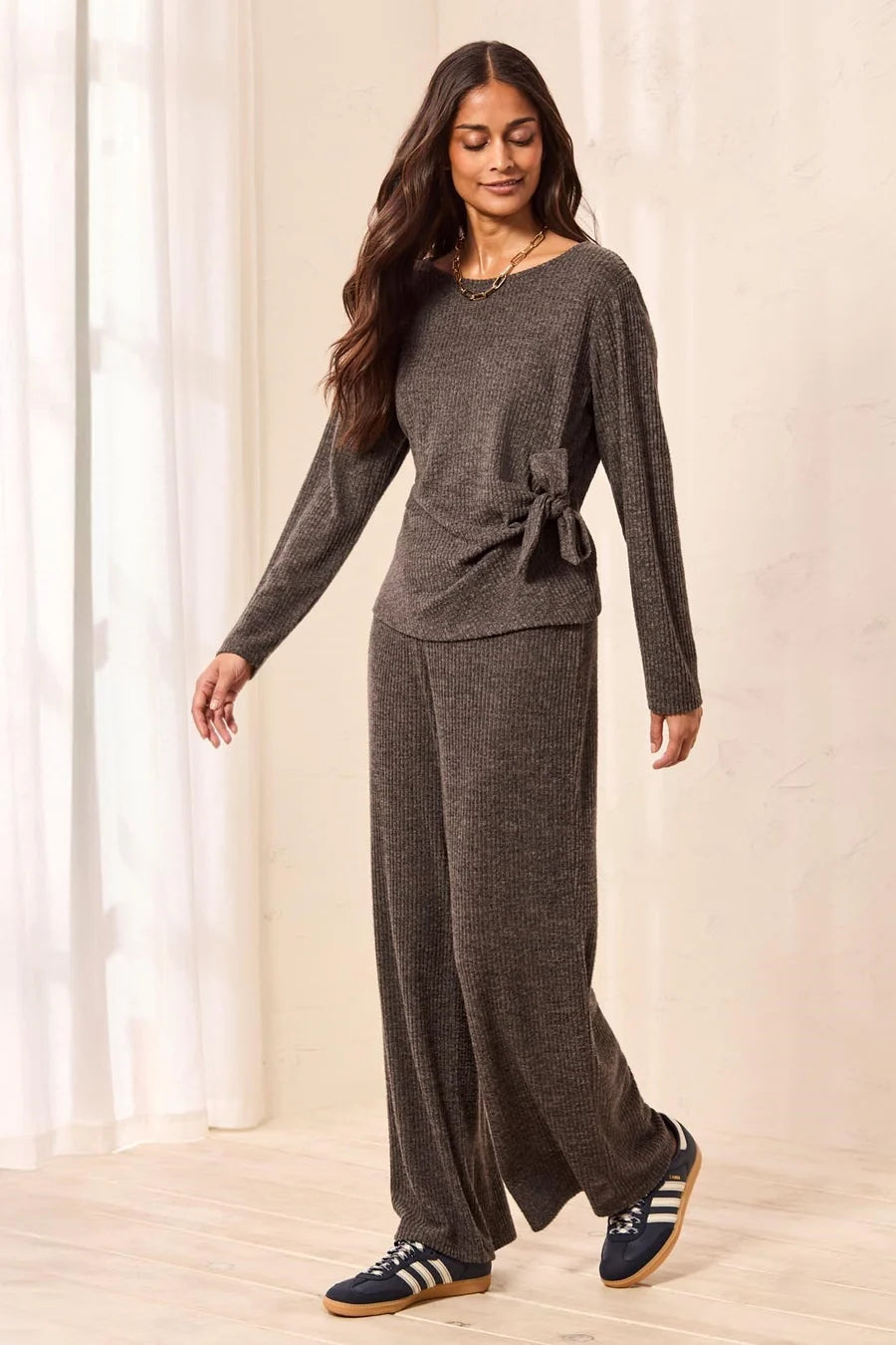 Ribbed Knit Boat Neck Top With Side Bow-Tie Detail