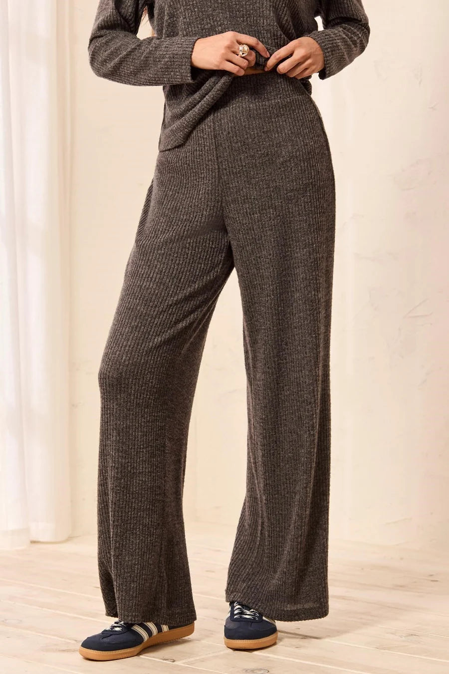 Ribbed Knit Elastic Waist Lounge Pants