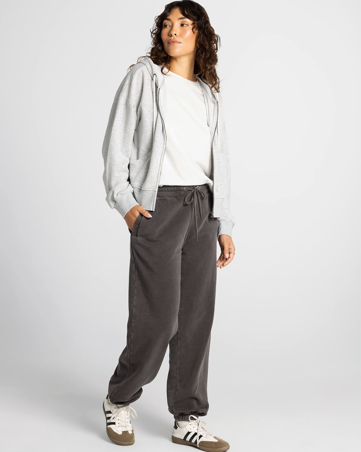Thread & Supply Ashford Relaxed Drawstring Joggers