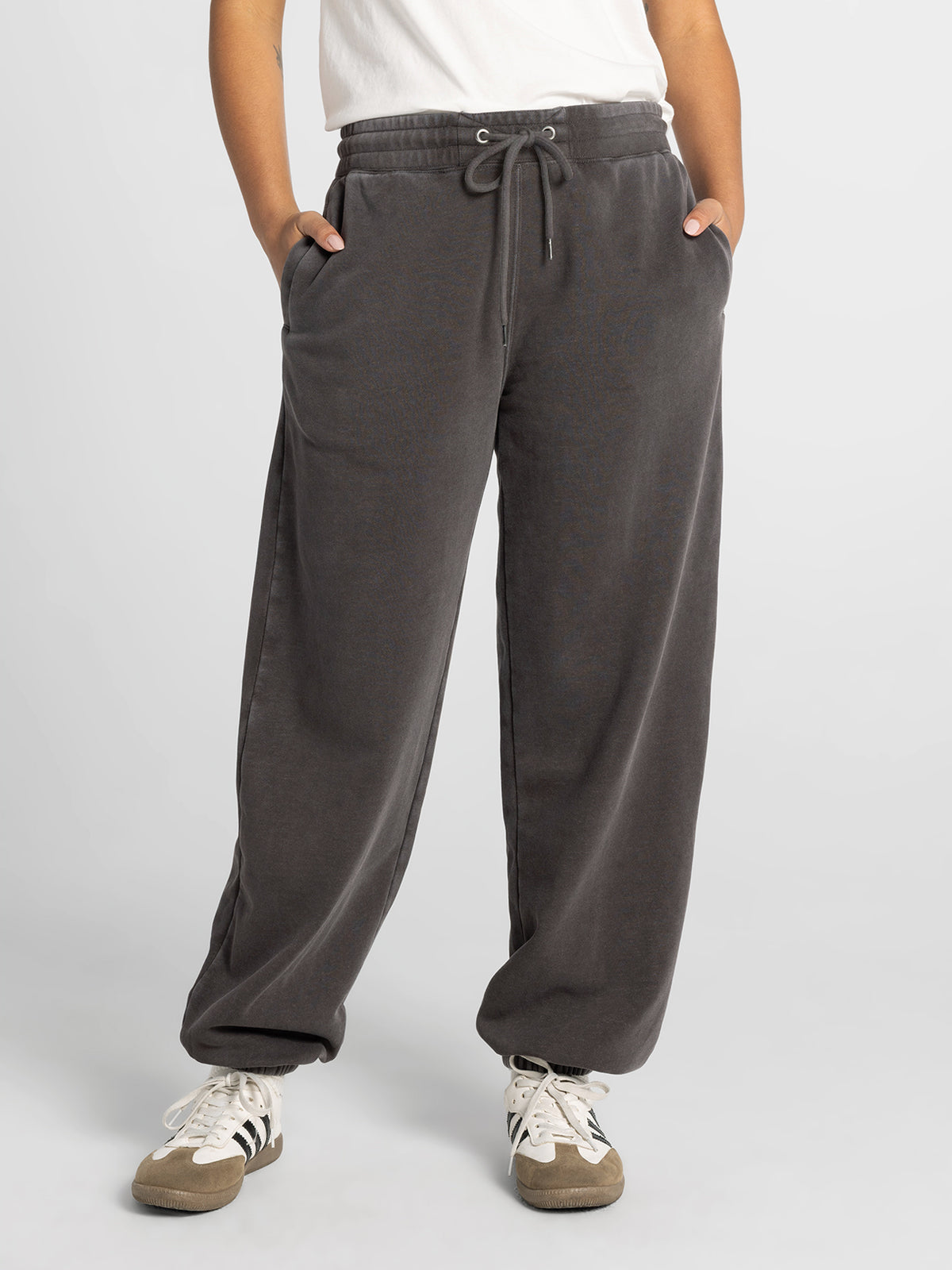Thread & Supply Ashford Relaxed Drawstring Joggers